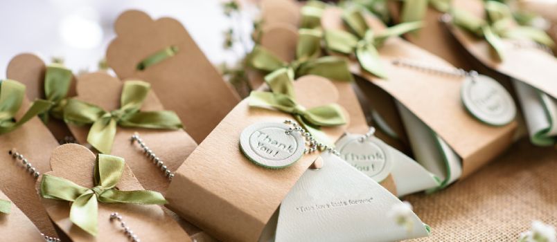 gifts for wedding guests
